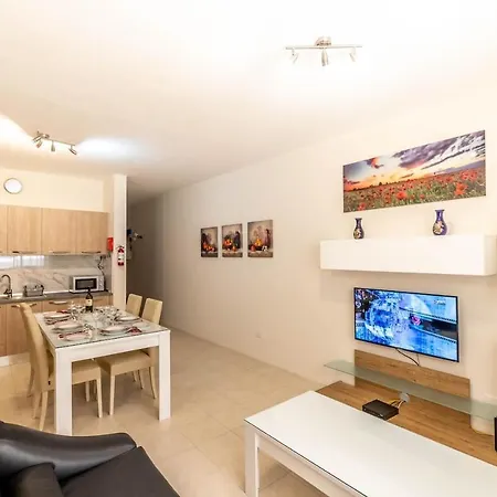 Cosy 3 Bedroom Maisonette-near Marsaskala Seafront