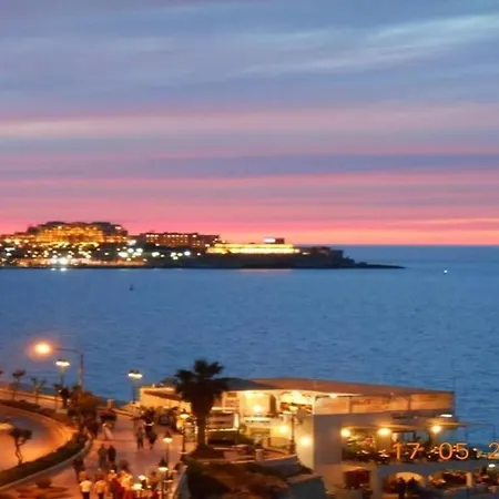 Cosy 3 Bedroom Maisonette-near Marsaskala Seafront 公寓 马尔萨斯卡拉